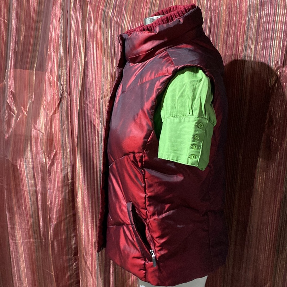 Relativity metallic red zip/button vest - Picture 2 of 9
